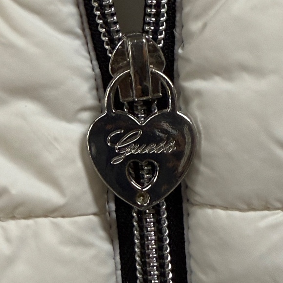 Guess puffer vest, White, Med - Picture 2 of 5